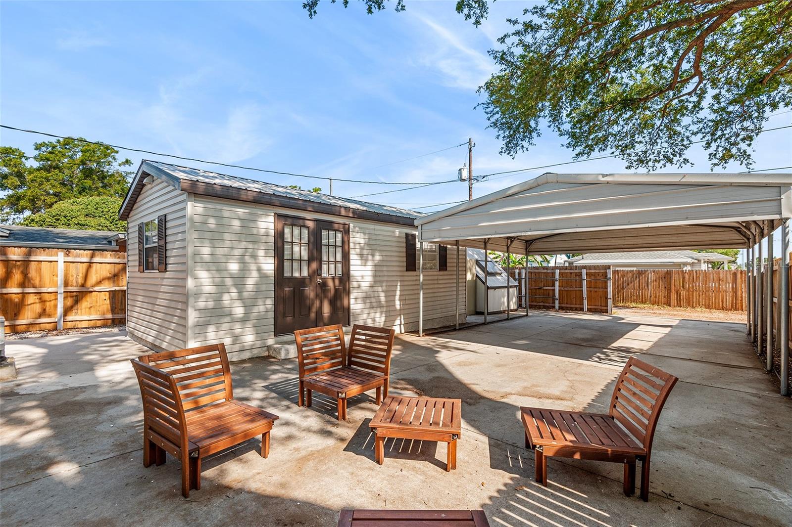 Dethatched Studio Apartment