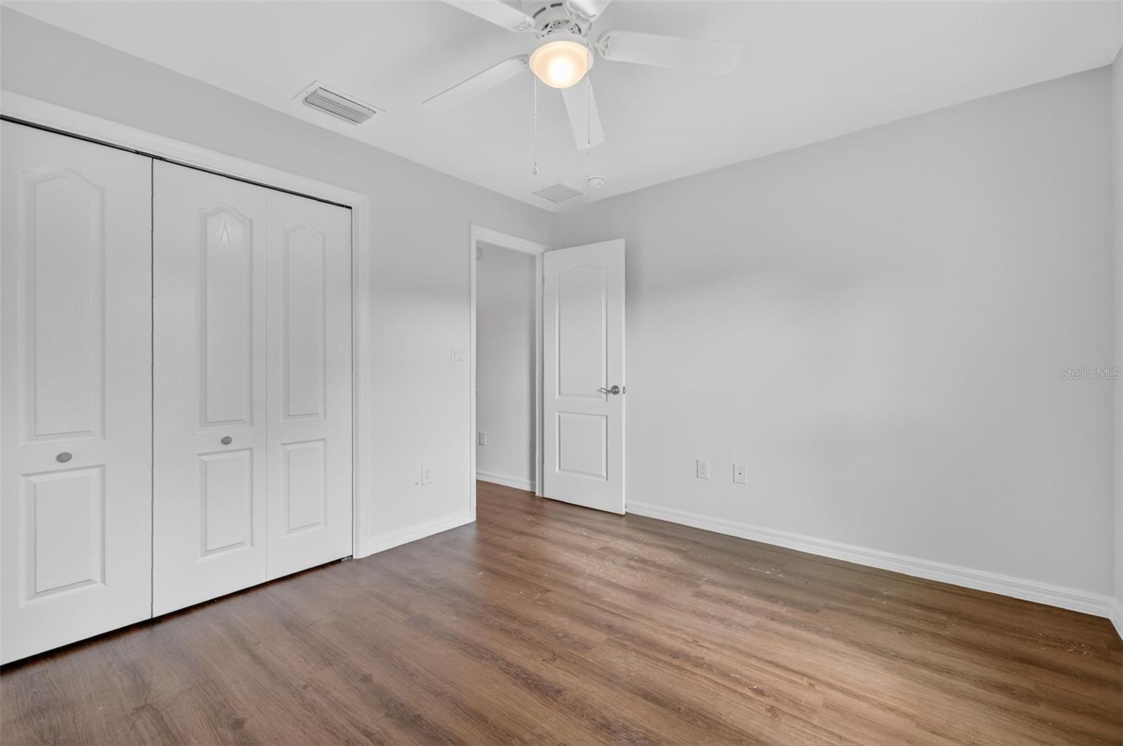 1220 PADGETT CIR, LADY LAKE, FL, 32159