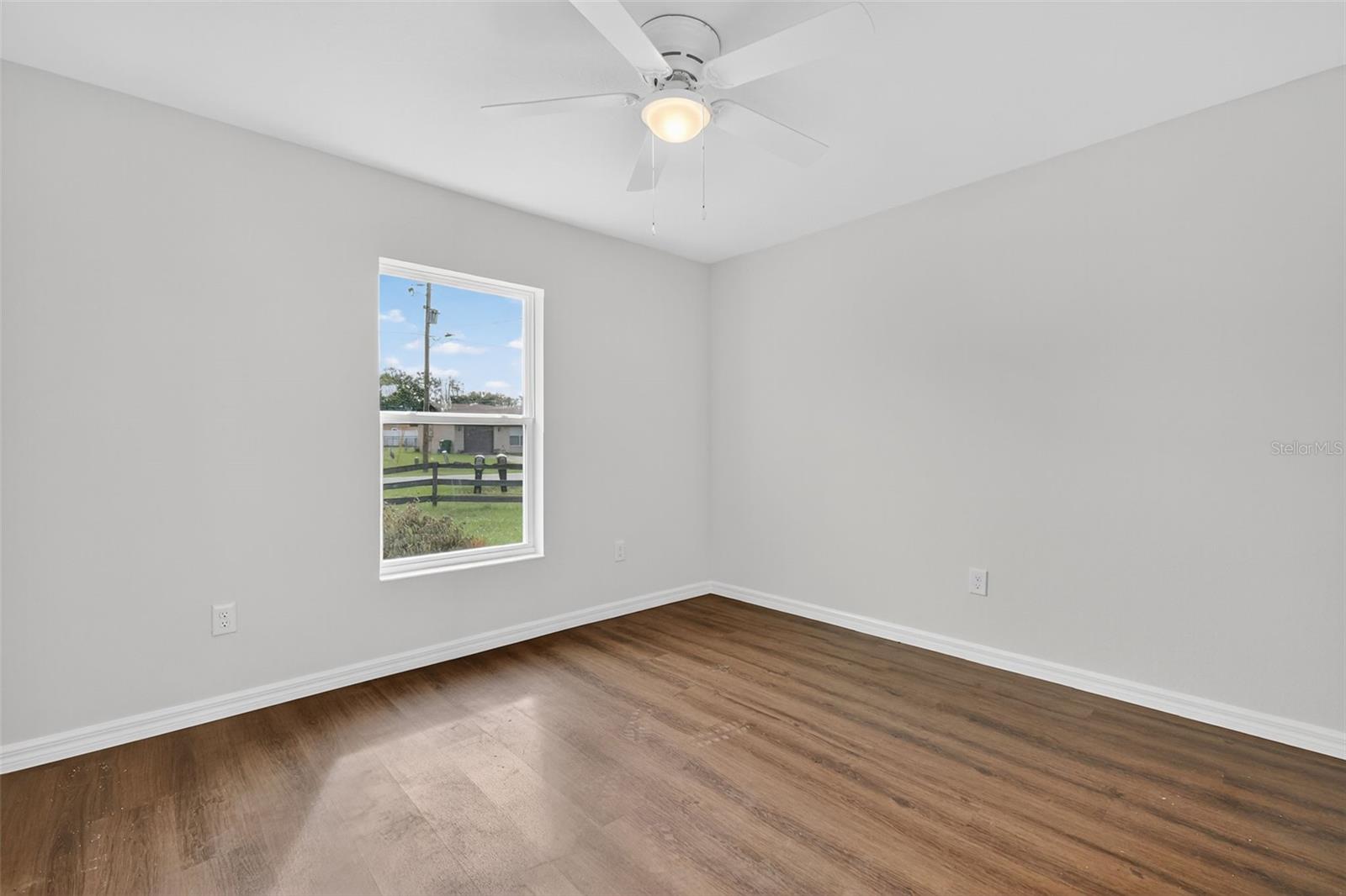 1220 PADGETT CIR, LADY LAKE, FL, 32159