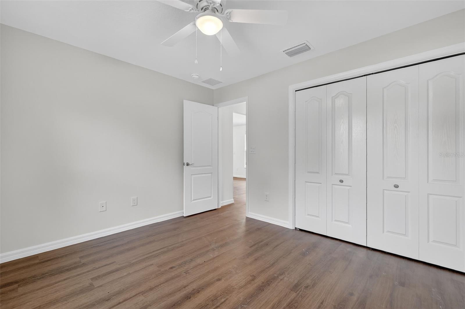 1220 PADGETT CIR, LADY LAKE, FL, 32159