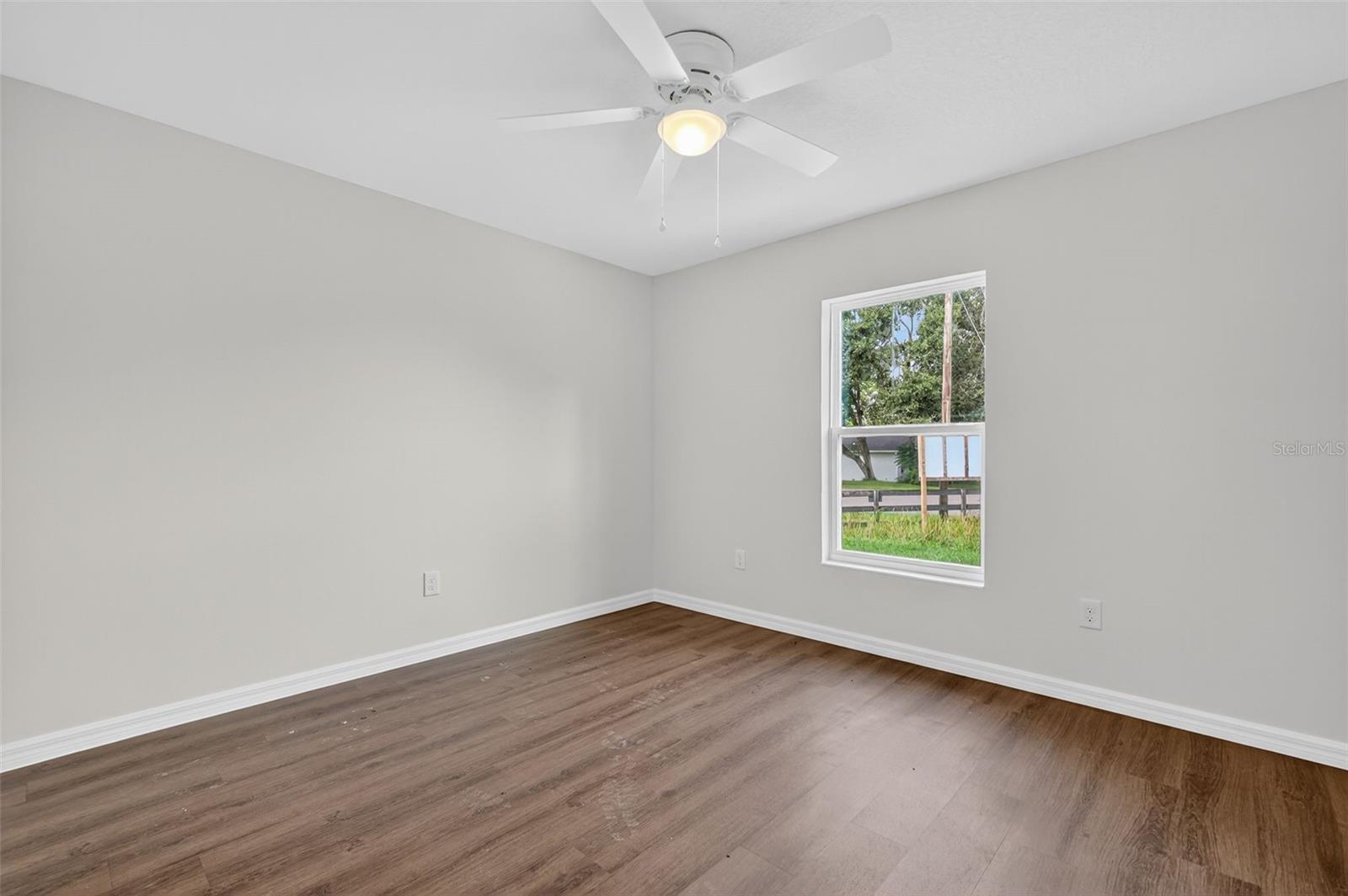 1220 PADGETT CIR, LADY LAKE, FL, 32159