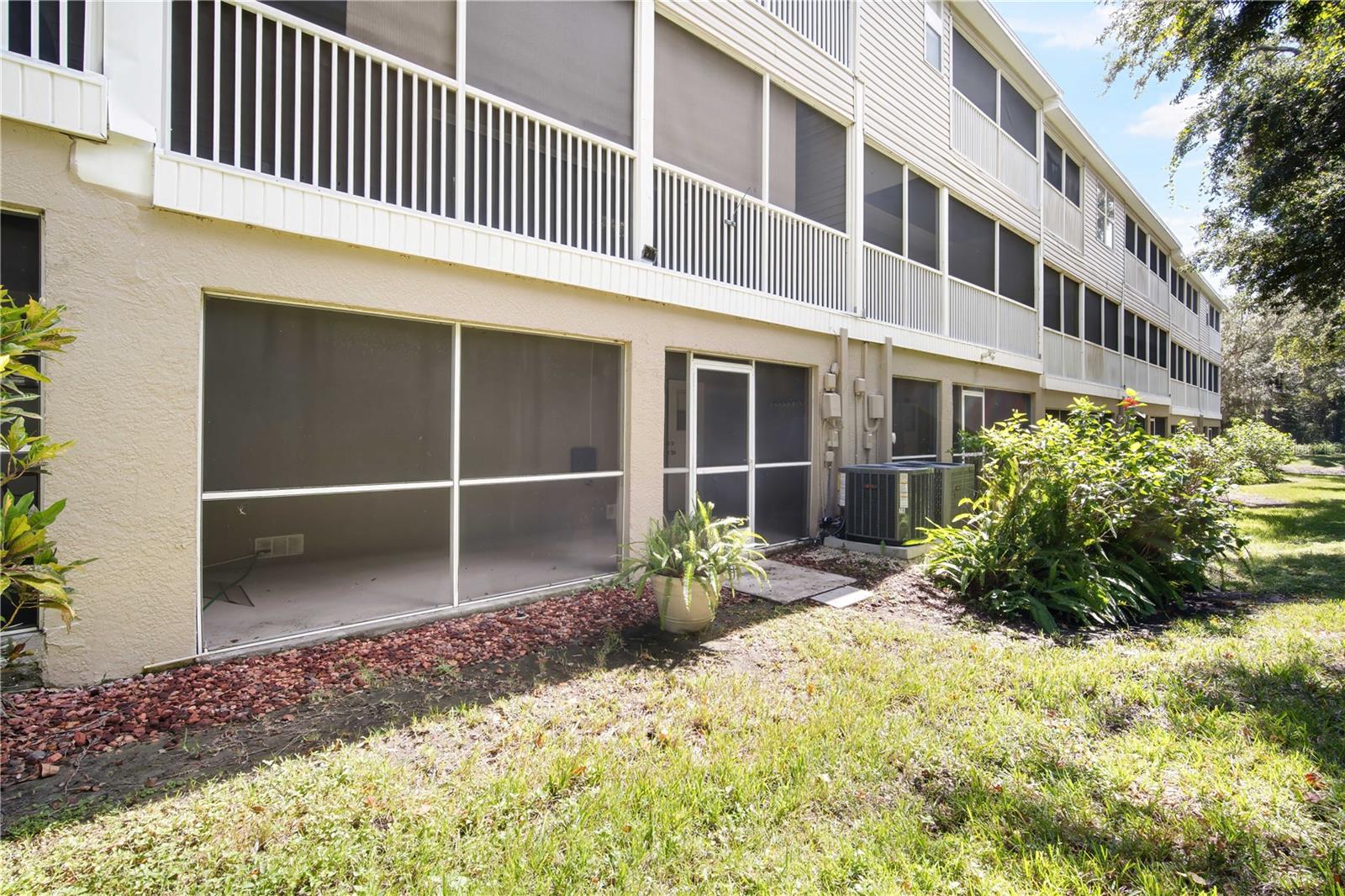 16 SEAGRAPE CIR, CLEARWATER, FL, 33759