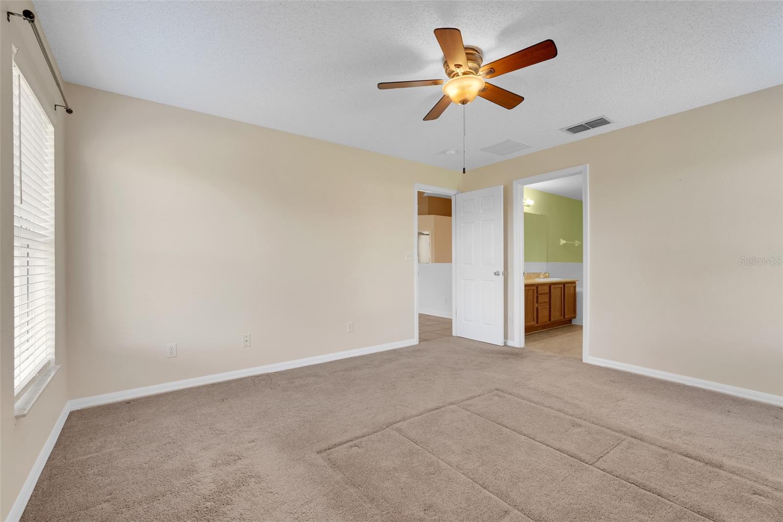 1045 BLUEGRASS DR, GROVELAND, FL, 34736