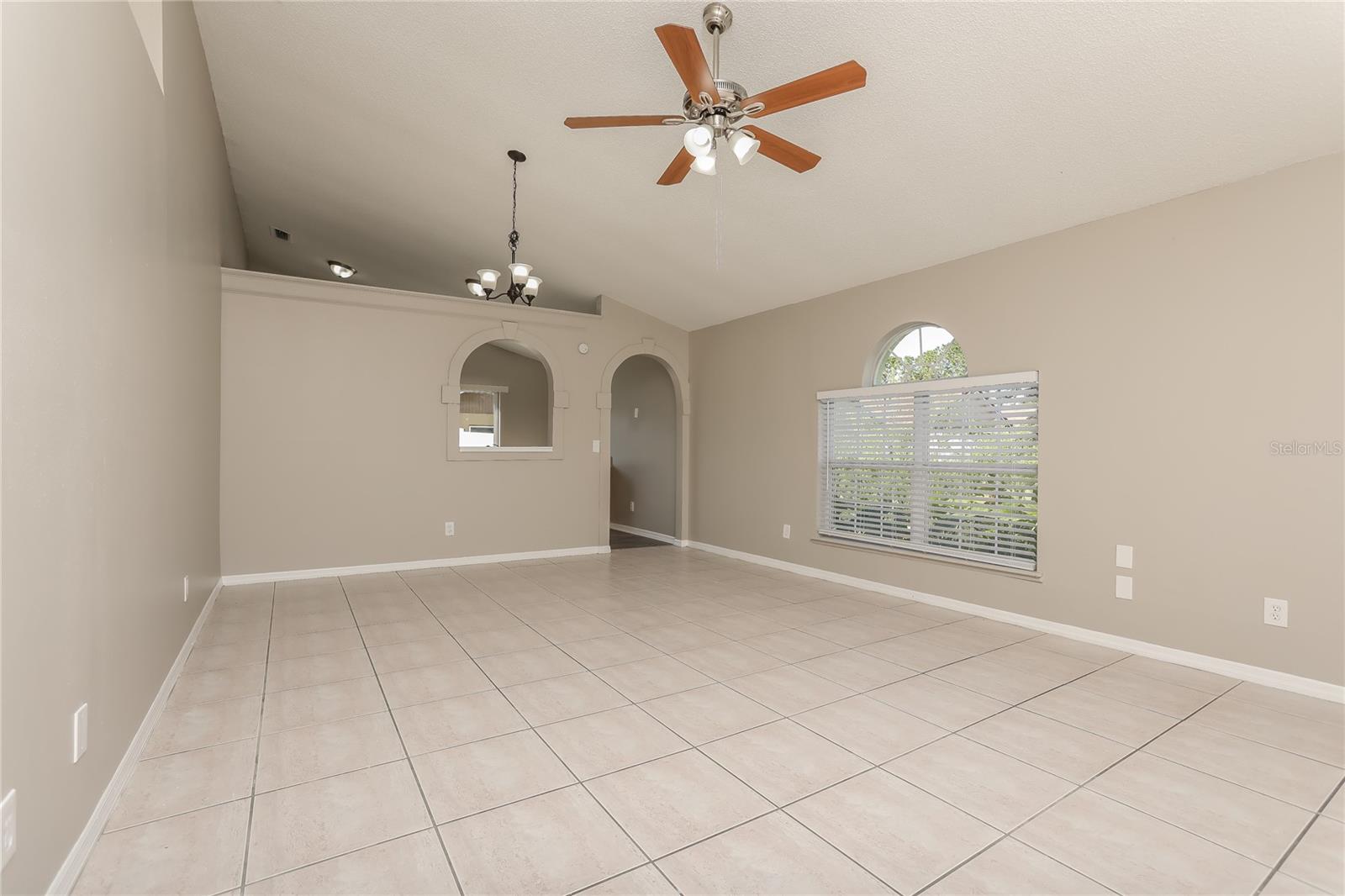 8757 CLAIBORNE CT, ORLANDO, FL, 32825