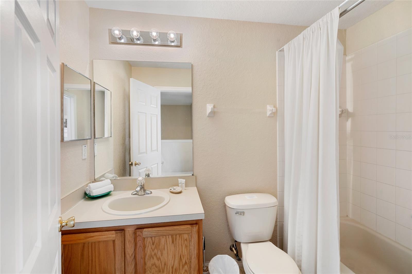 5702 DELOREAN DR, KISSIMMEE, FL, 34746