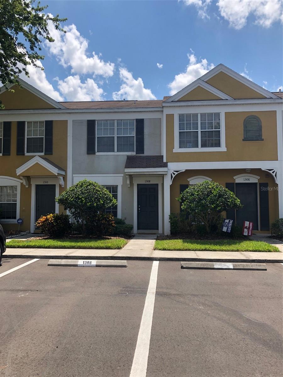 1308 COSTA MESA DRIVE DR, WESLEY CHAPEL, FL, 33543