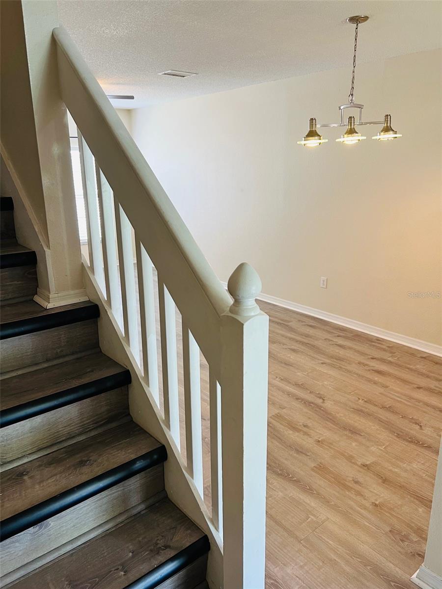 1308 COSTA MESA DRIVE DR, WESLEY CHAPEL, FL, 33543