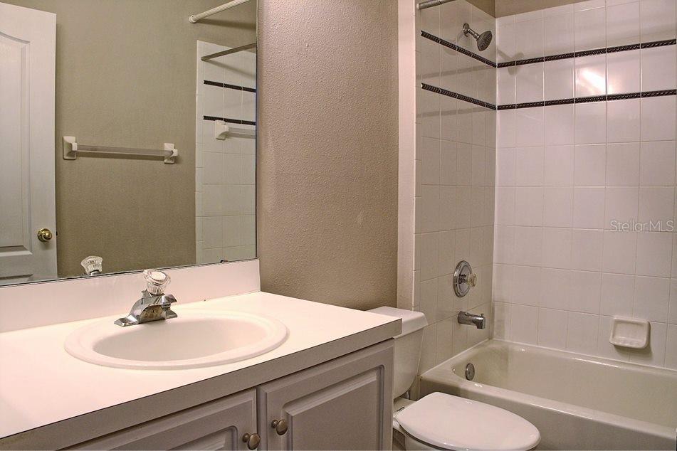 519 LAKESCAPE CT, ORLANDO, FL, 32828