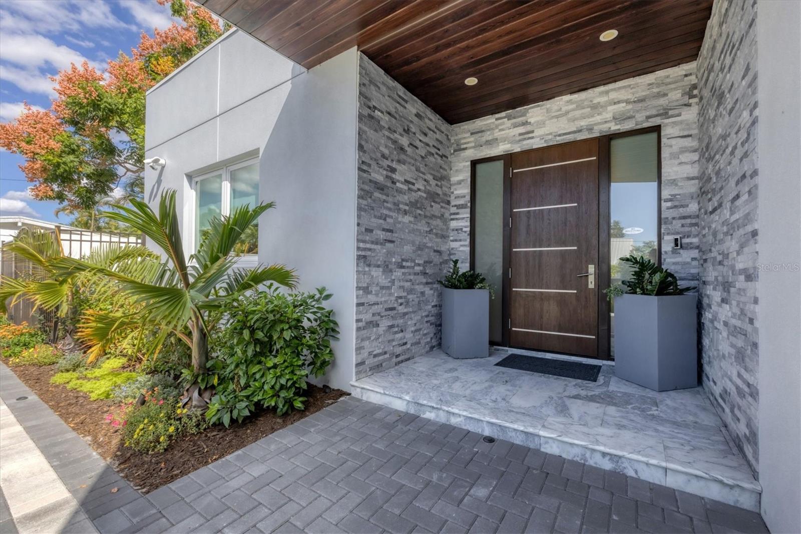 2711 BLOSSOM DR, SARASOTA, FL, 34239