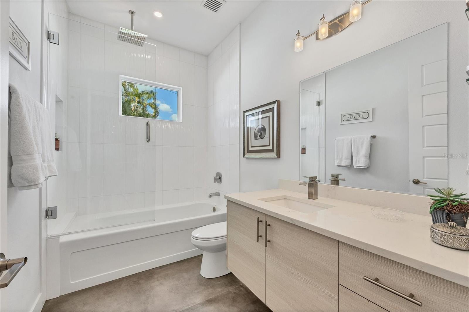 2711 BLOSSOM DR, SARASOTA, FL, 34239