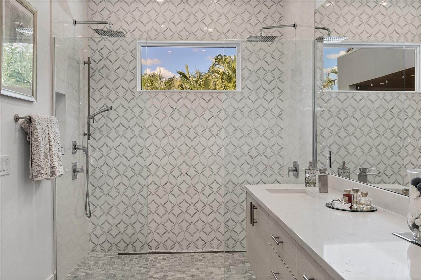 2711 BLOSSOM DR, SARASOTA, FL, 34239