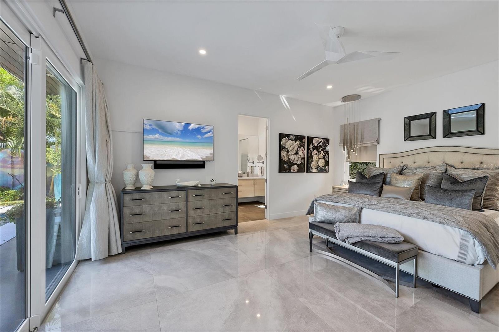 2711 BLOSSOM DR, SARASOTA, FL, 34239