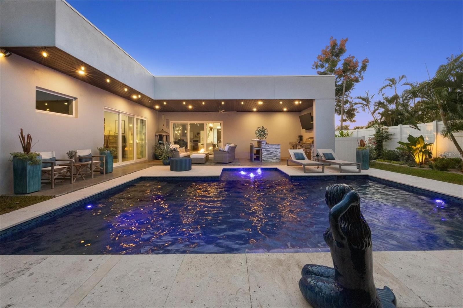 2711 BLOSSOM DR, SARASOTA, FL, 34239