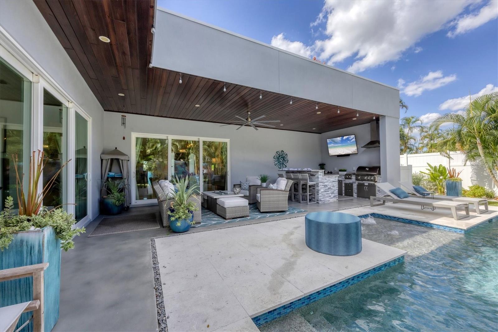 2711 BLOSSOM DR, SARASOTA, FL, 34239