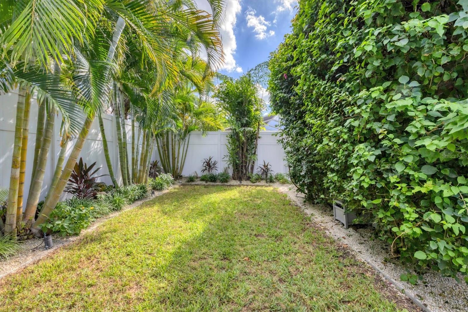 2711 BLOSSOM DR, SARASOTA, FL, 34239