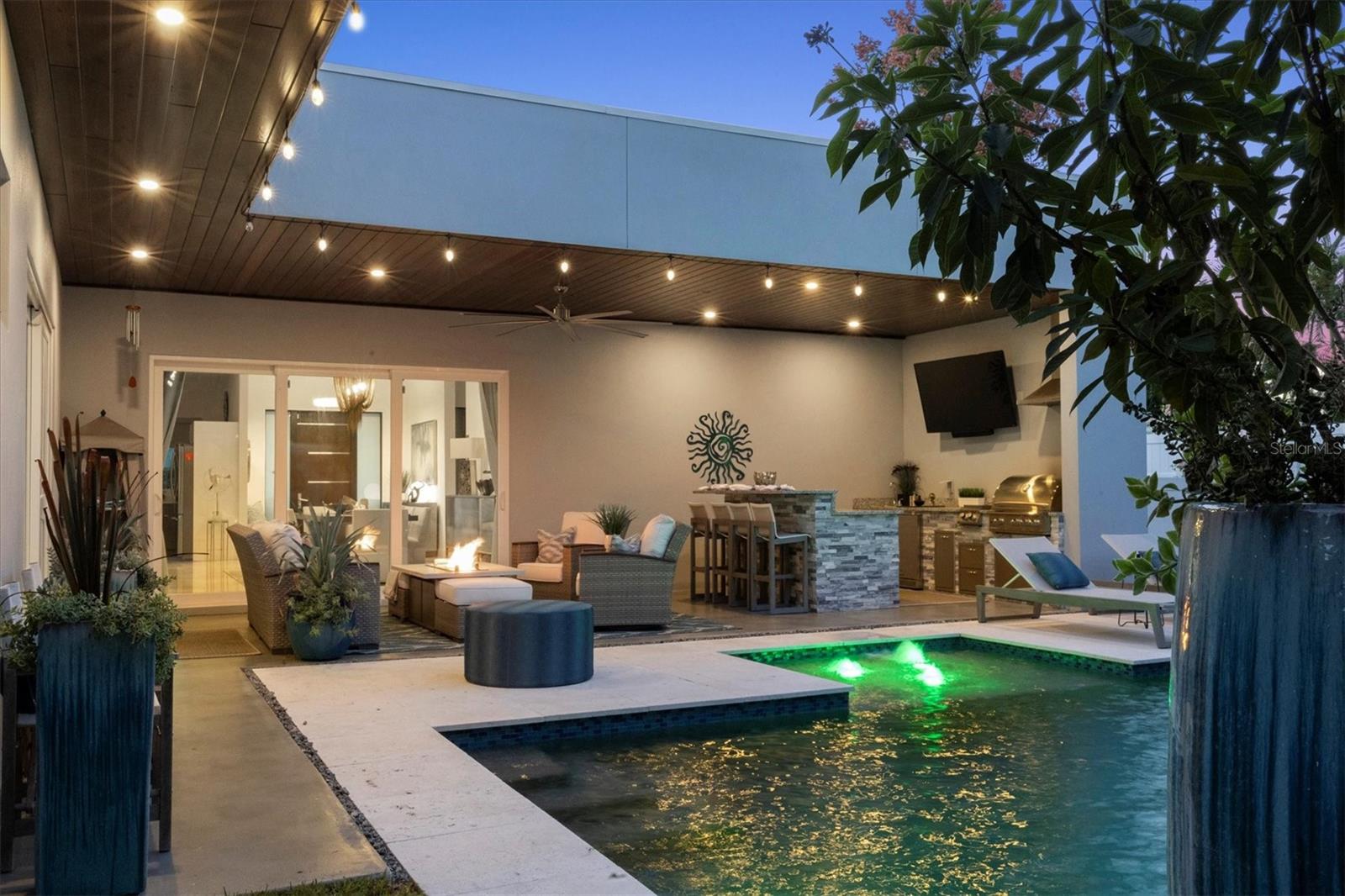 2711 BLOSSOM DR, SARASOTA, FL, 34239