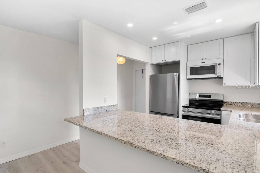 38 VISTA GARDENS TRL #207, VERO BEACH, FL, 32962