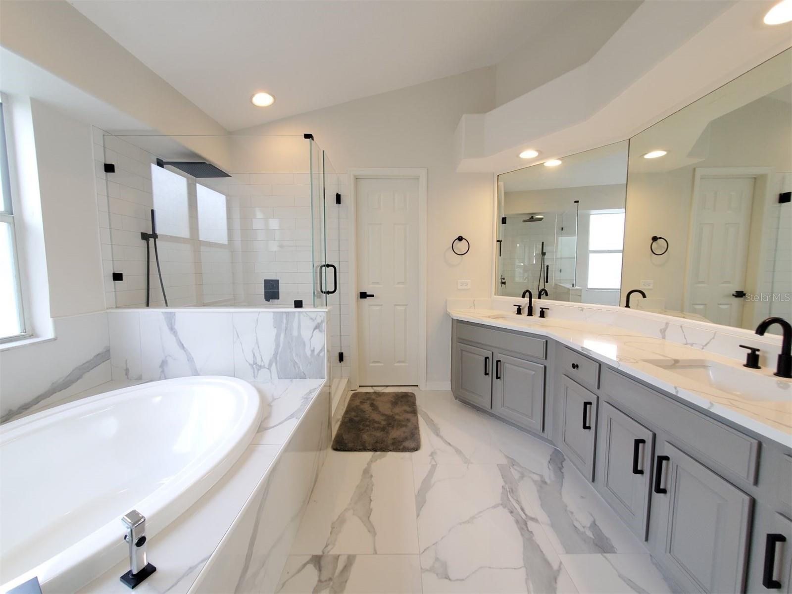 5318 TWIN CREEKS DR, VALRICO, FL, 33596