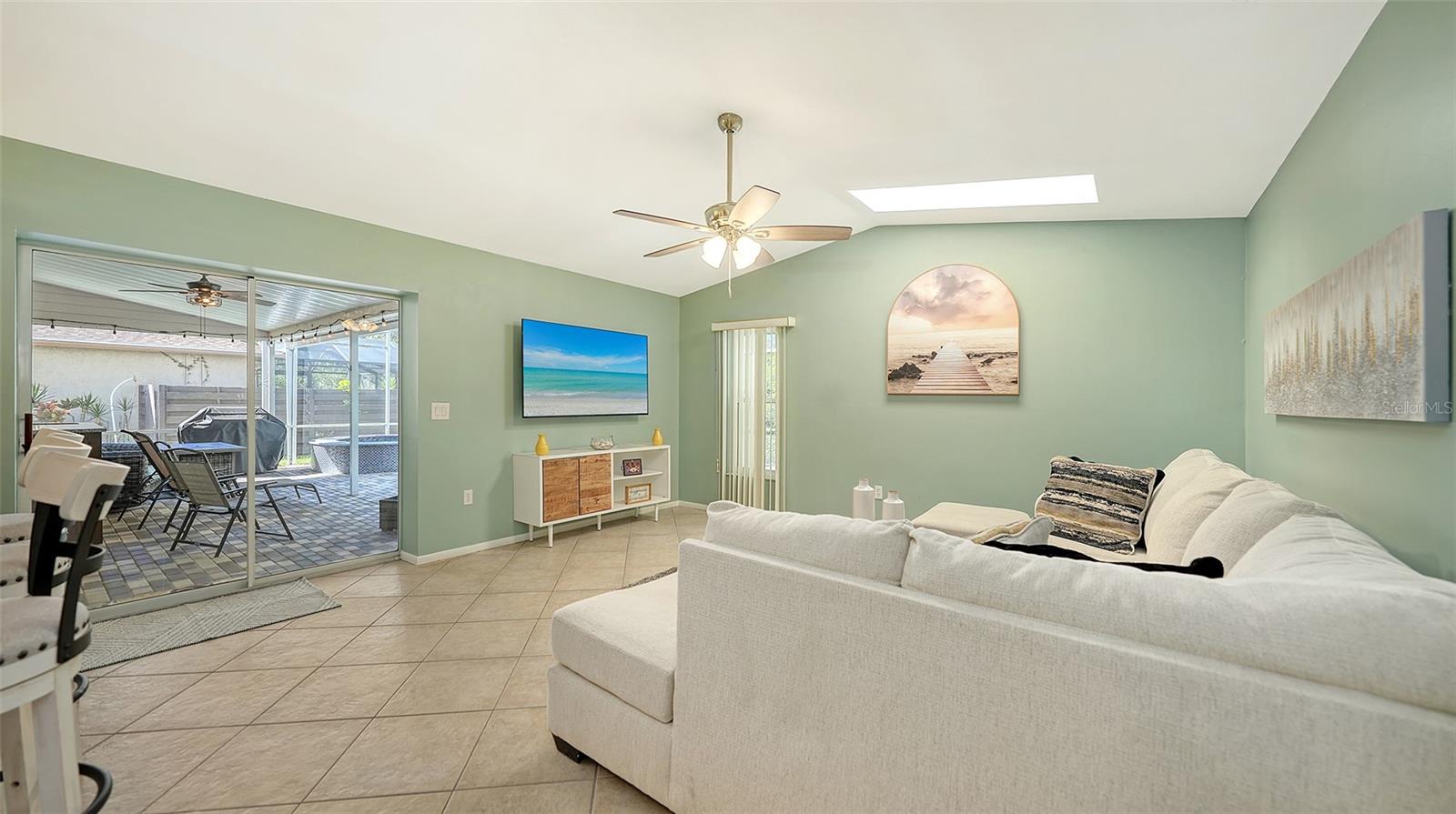 2246 CORK OAK ST W, SARASOTA, FL, 34232