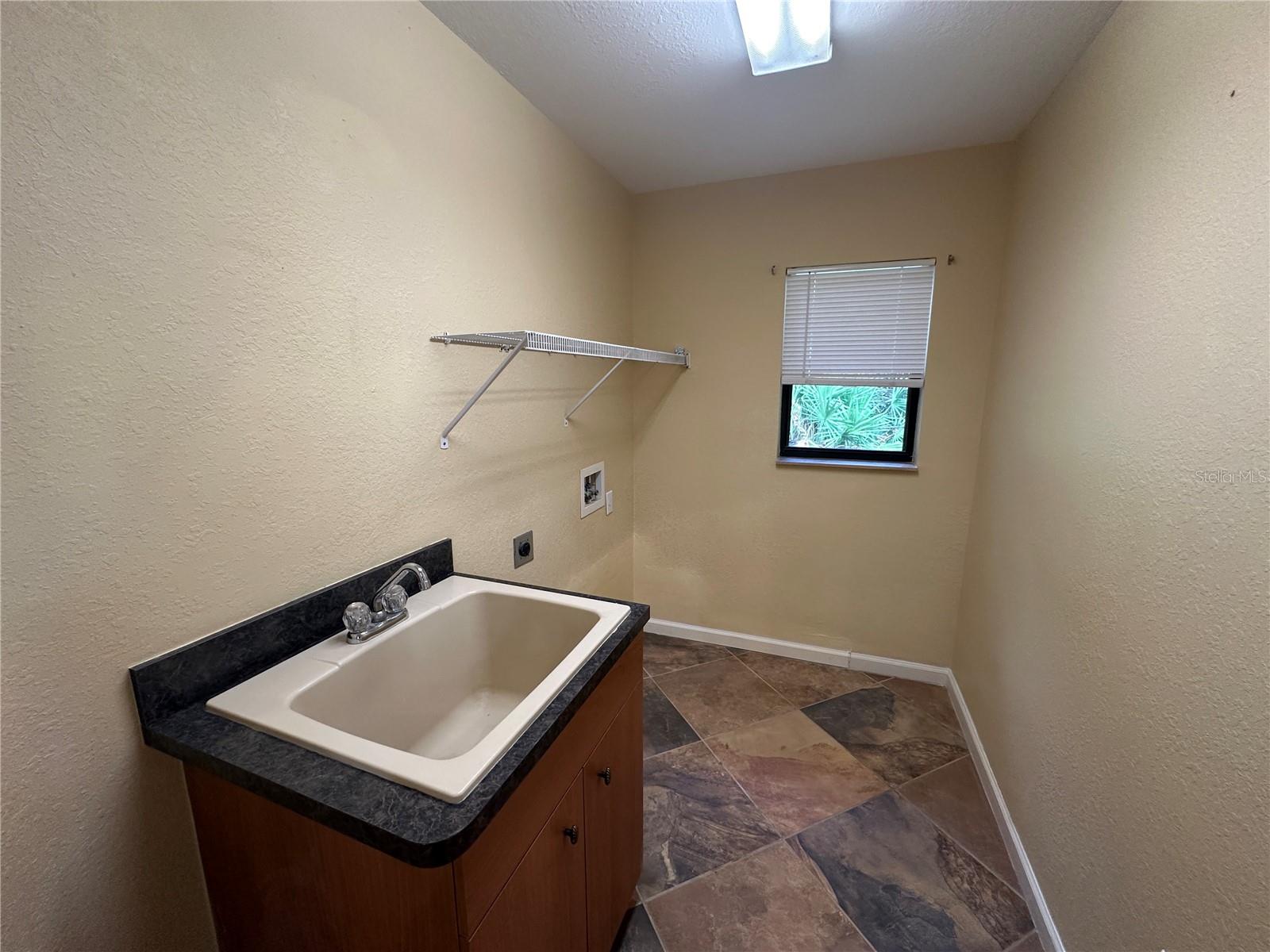 3308 N CRANBERRY BLVD, NORTH PORT, FL, 34286