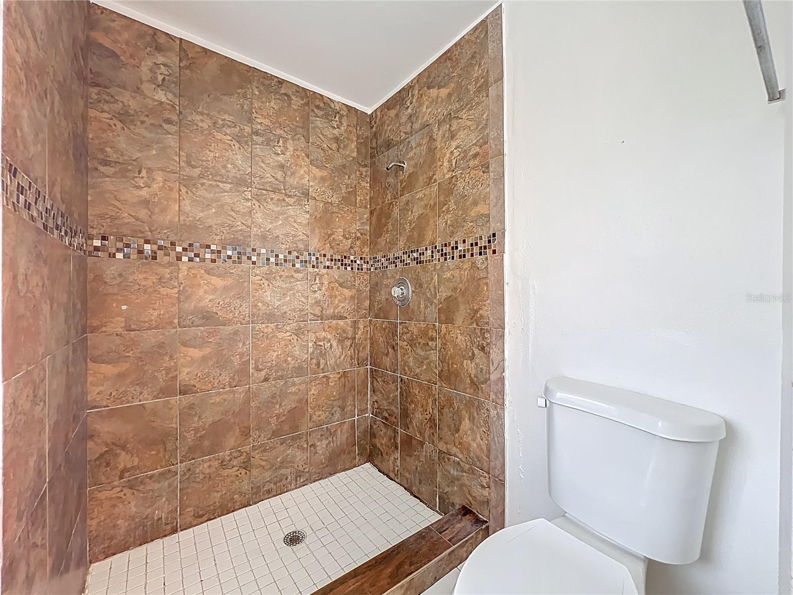 13131 LOS ANGELES WOODS LN LN, ORLANDO, FL, 32824