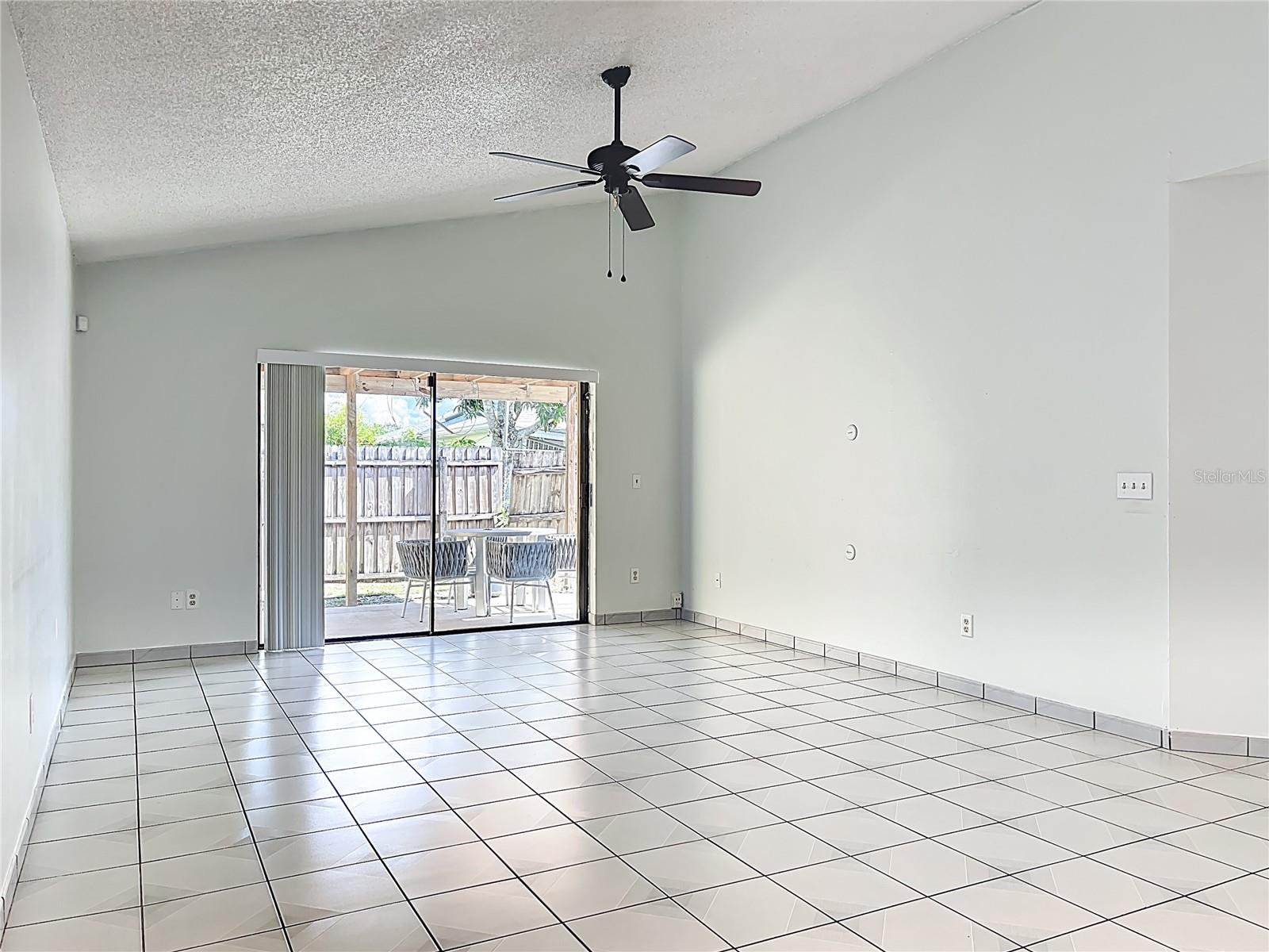 13131 LOS ANGELES WOODS LN LN, ORLANDO, FL, 32824
