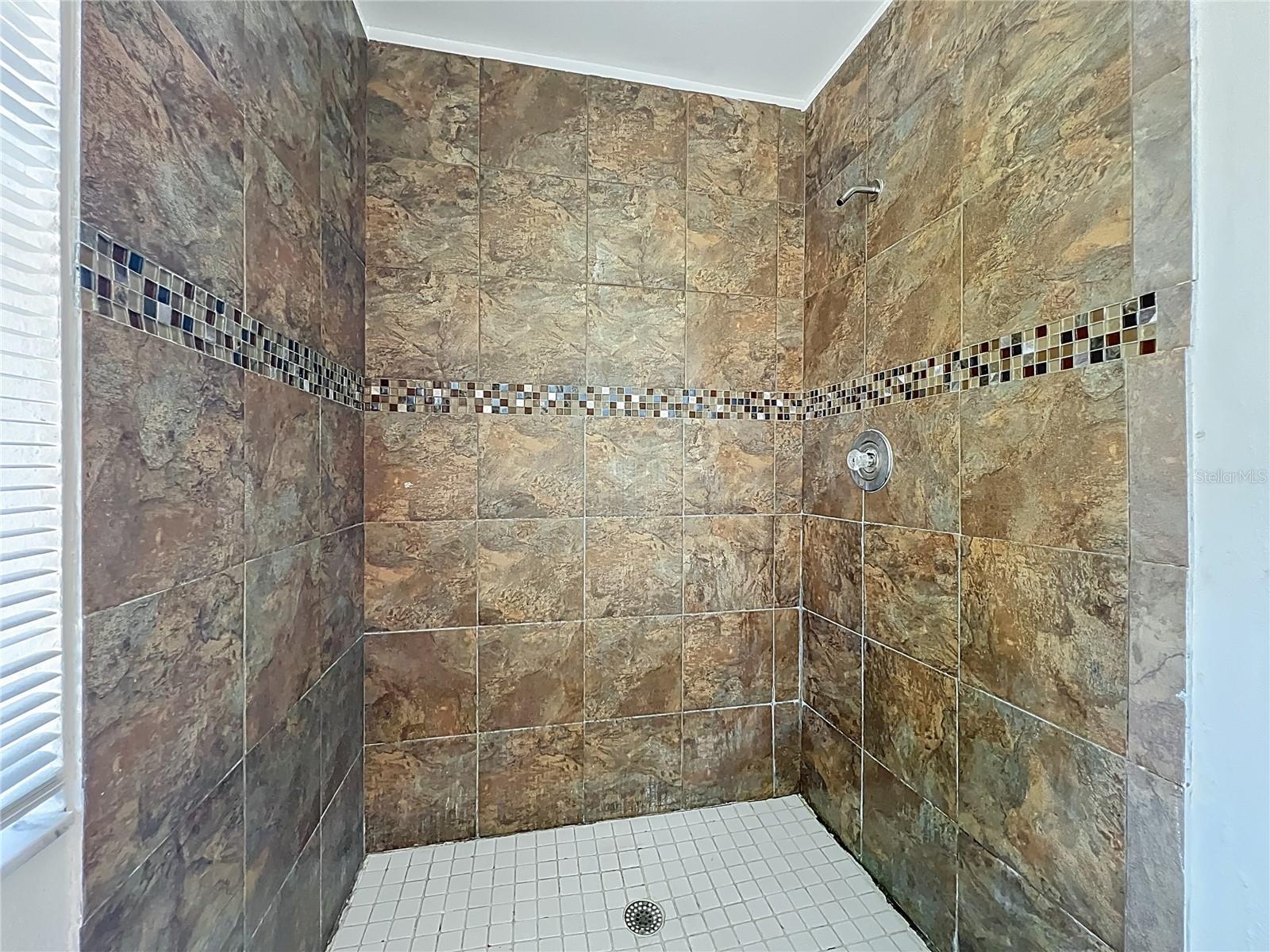 13131 LOS ANGELES WOODS LN LN, ORLANDO, FL, 32824