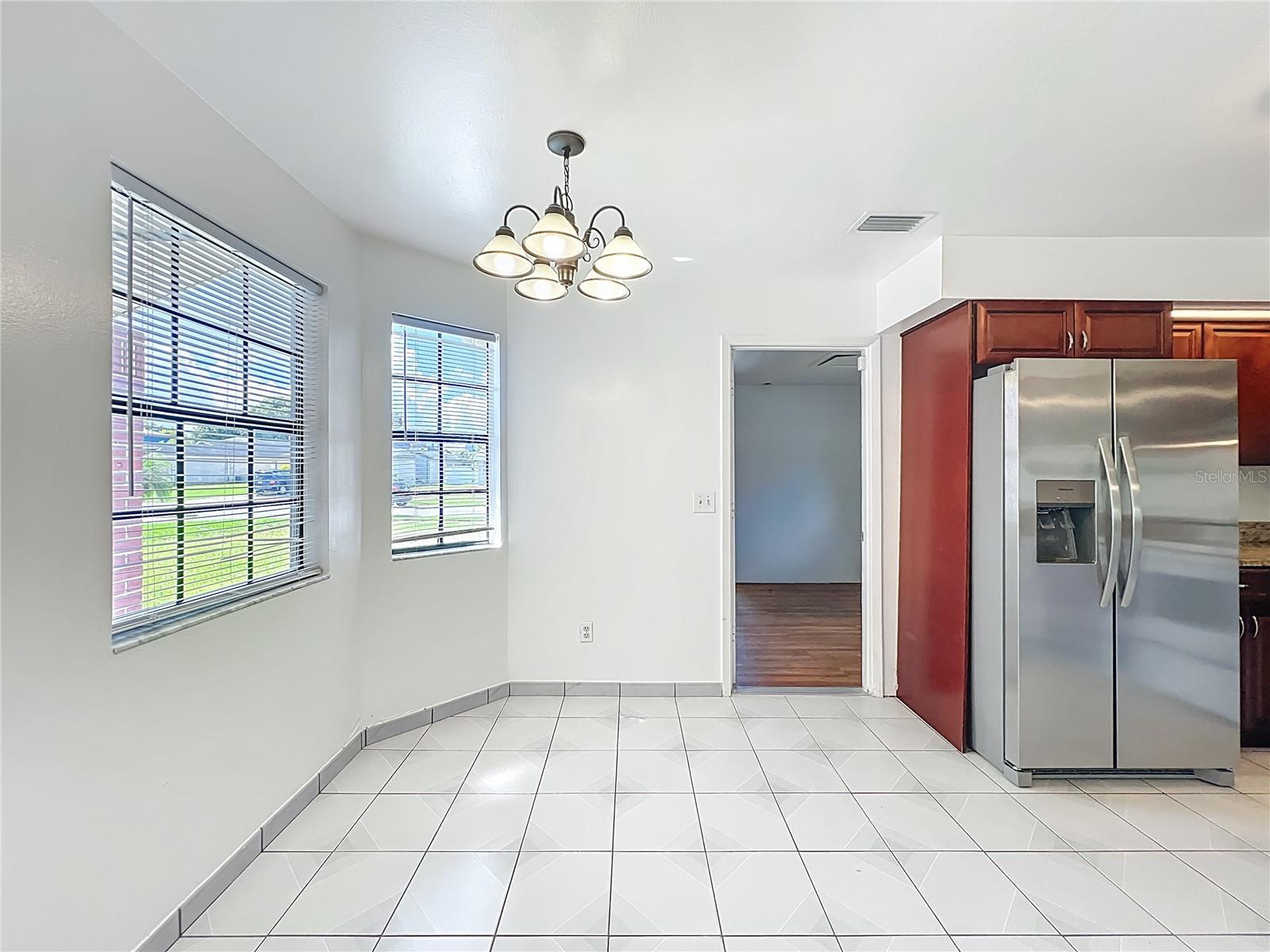 13131 LOS ANGELES WOODS LN LN, ORLANDO, FL, 32824