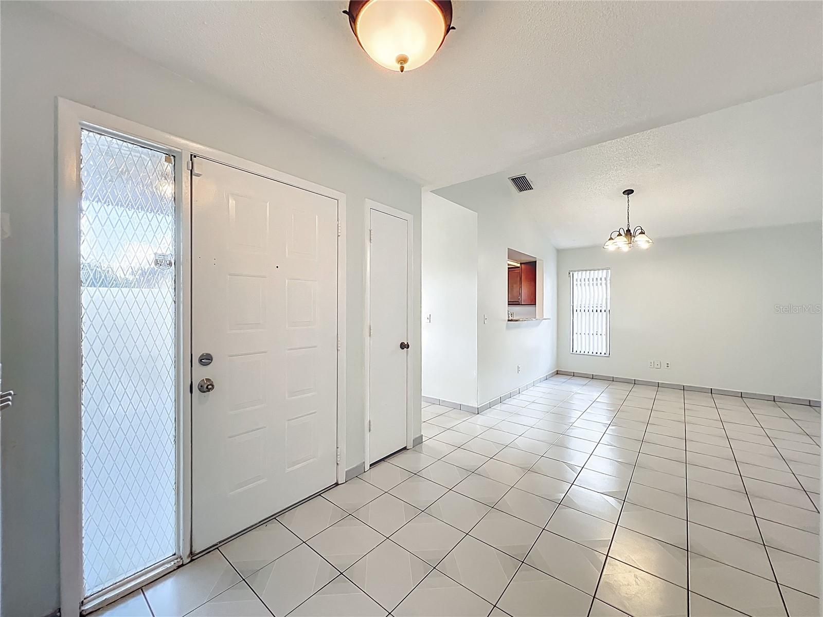 13131 LOS ANGELES WOODS LN LN, ORLANDO, FL, 32824