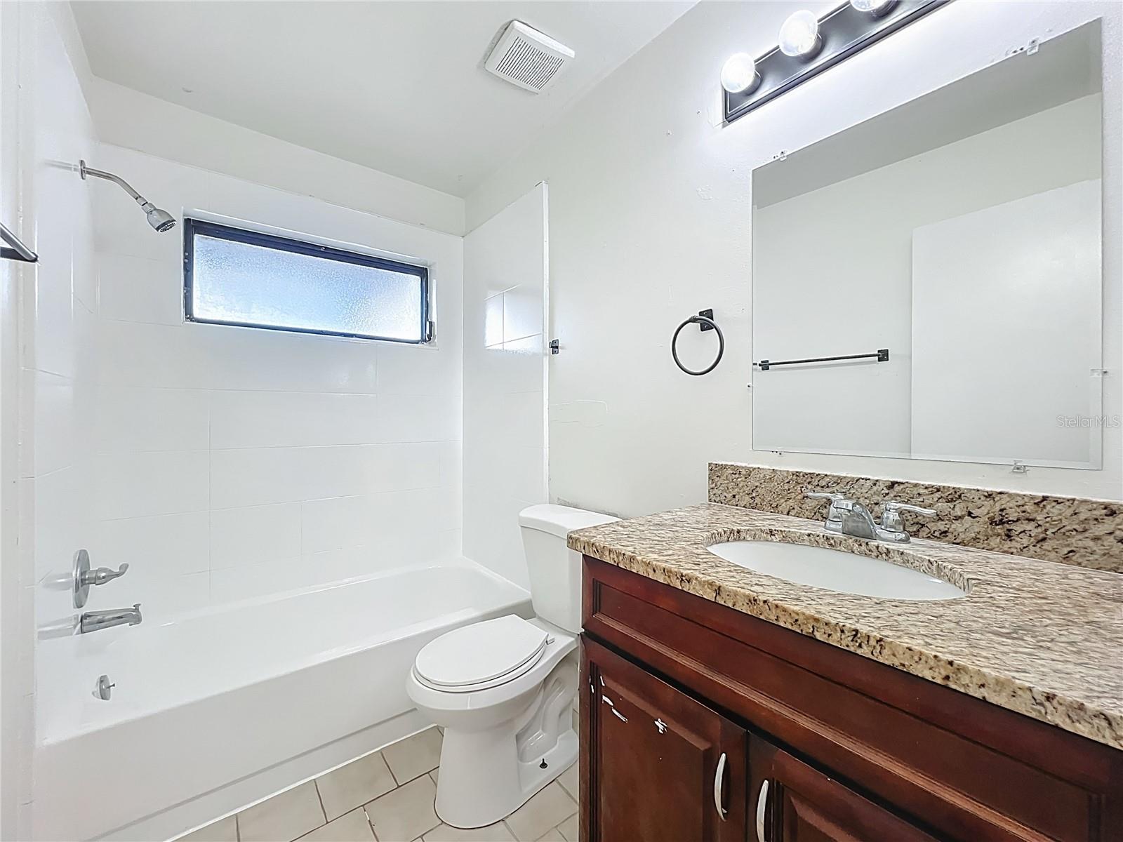 13131 LOS ANGELES WOODS LN LN, ORLANDO, FL, 32824