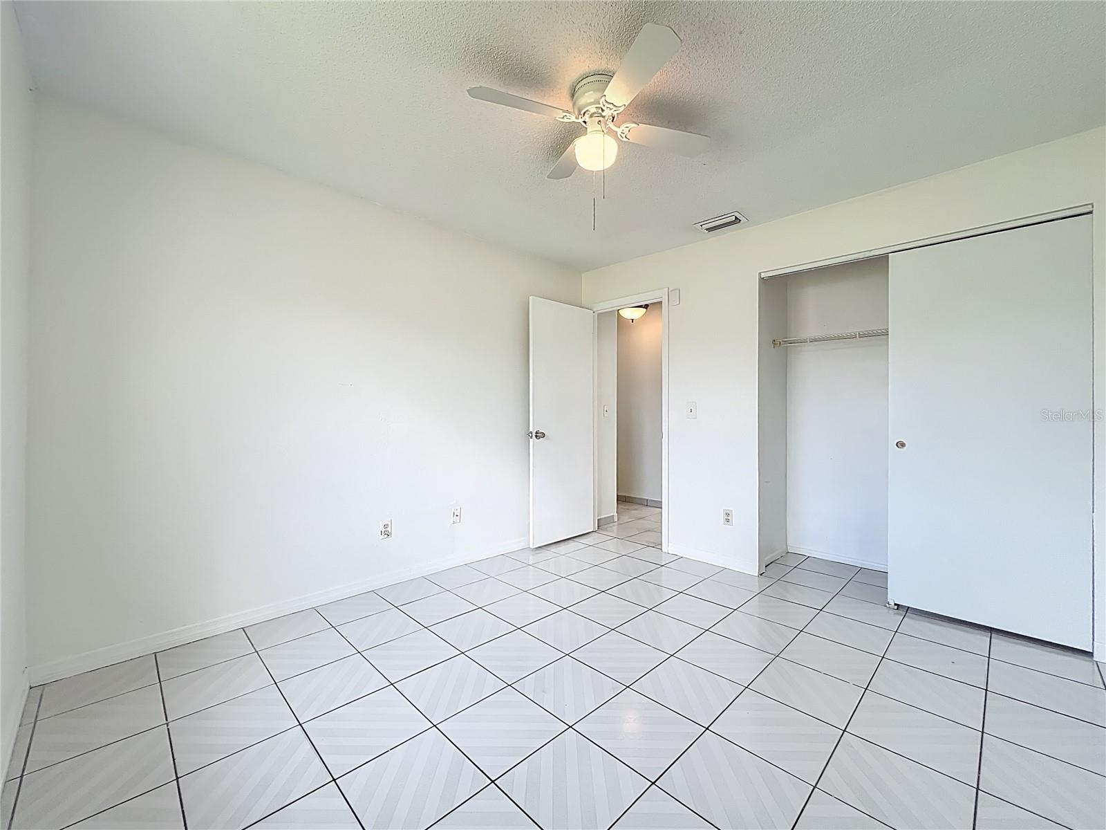 13131 LOS ANGELES WOODS LN LN, ORLANDO, FL, 32824