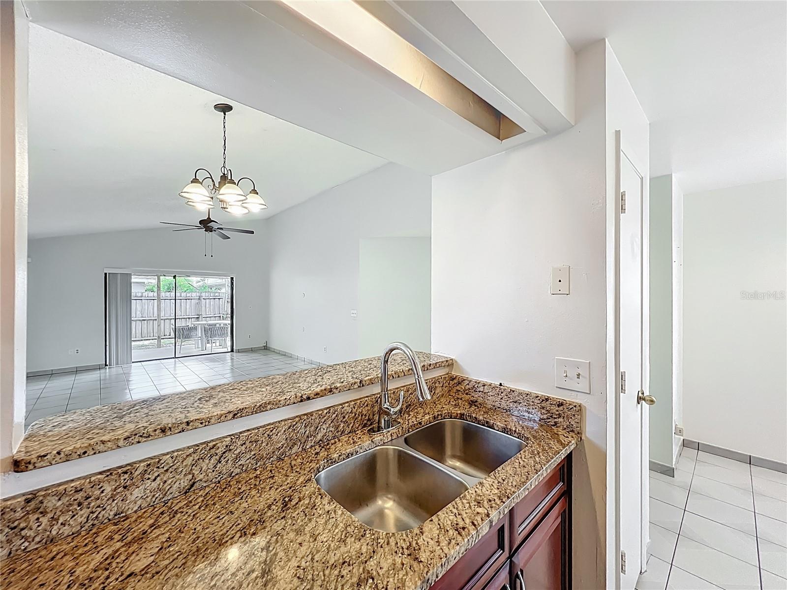 13131 LOS ANGELES WOODS LN LN, ORLANDO, FL, 32824