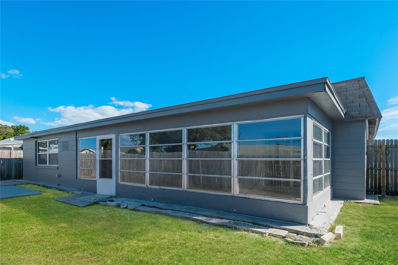 3205 MOOG RD, HOLIDAY, FL, 34691