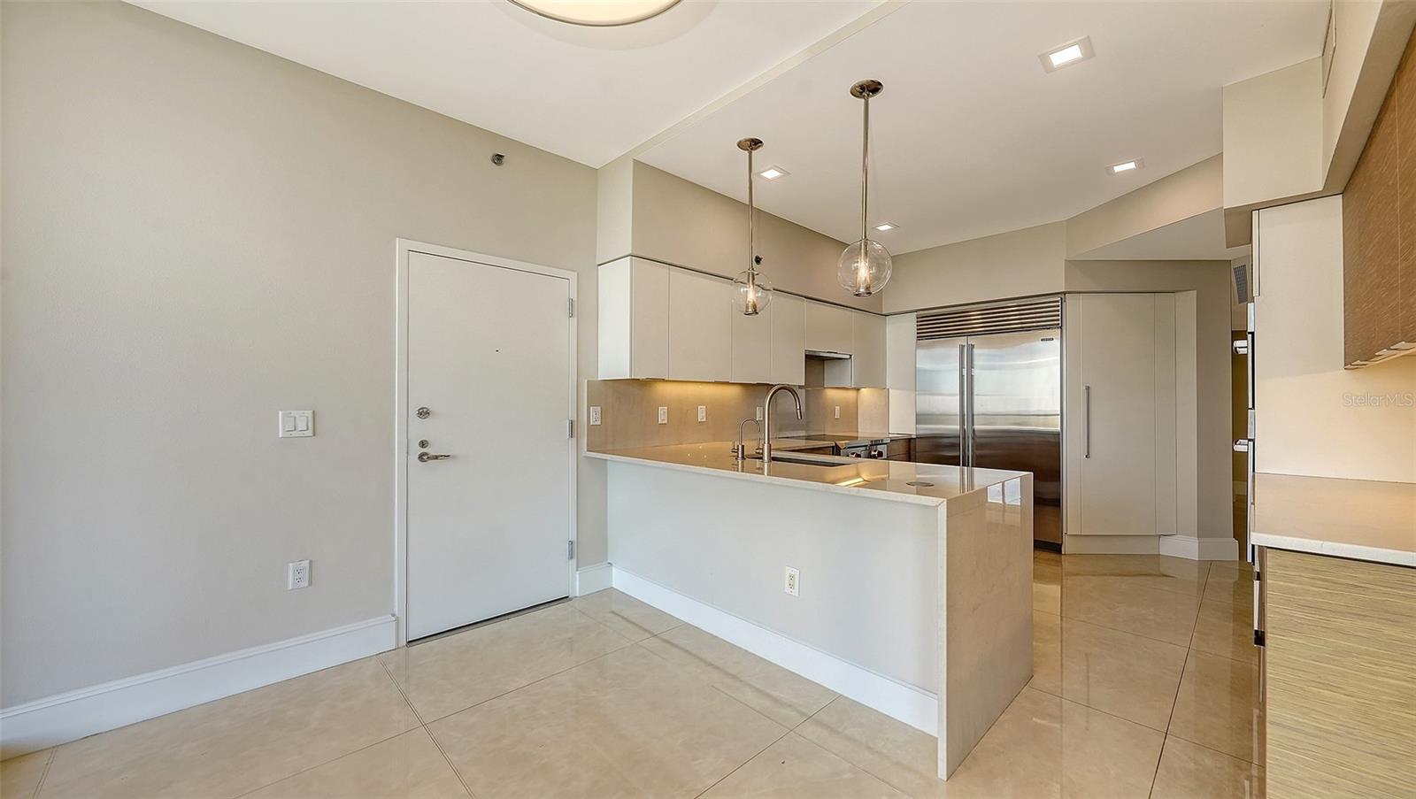 3040 GRAND BAY BLVD #283, LONGBOAT KEY, FL, 34228