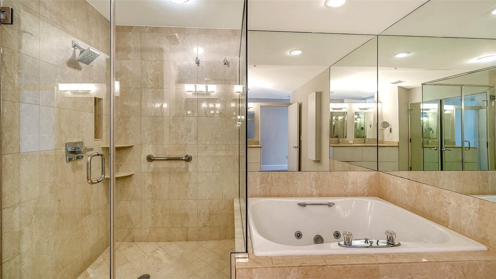 3040 GRAND BAY BLVD #283, LONGBOAT KEY, FL, 34228