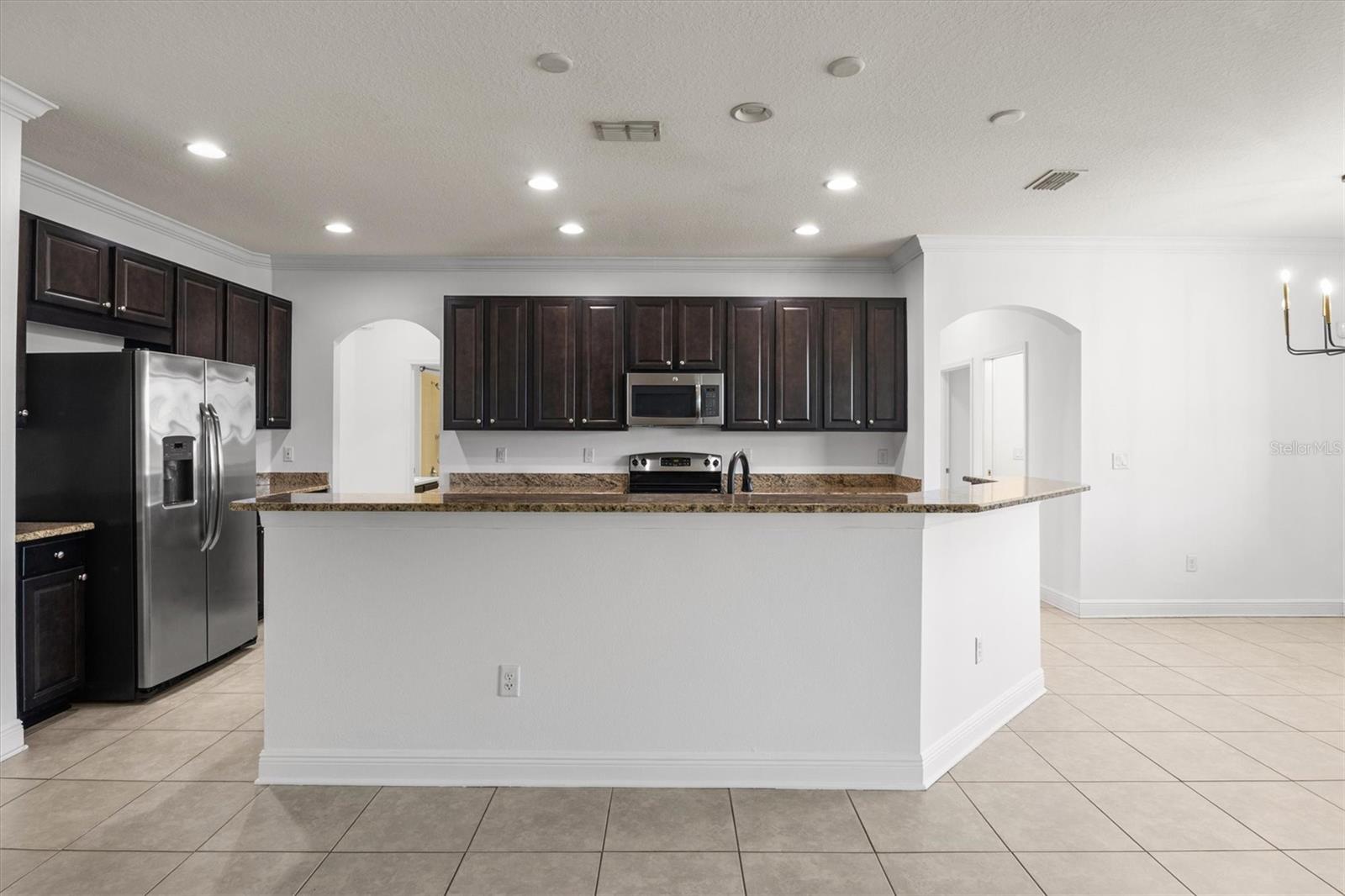 4056 SUNSET LAKE DR, LAKELAND, FL, 33810