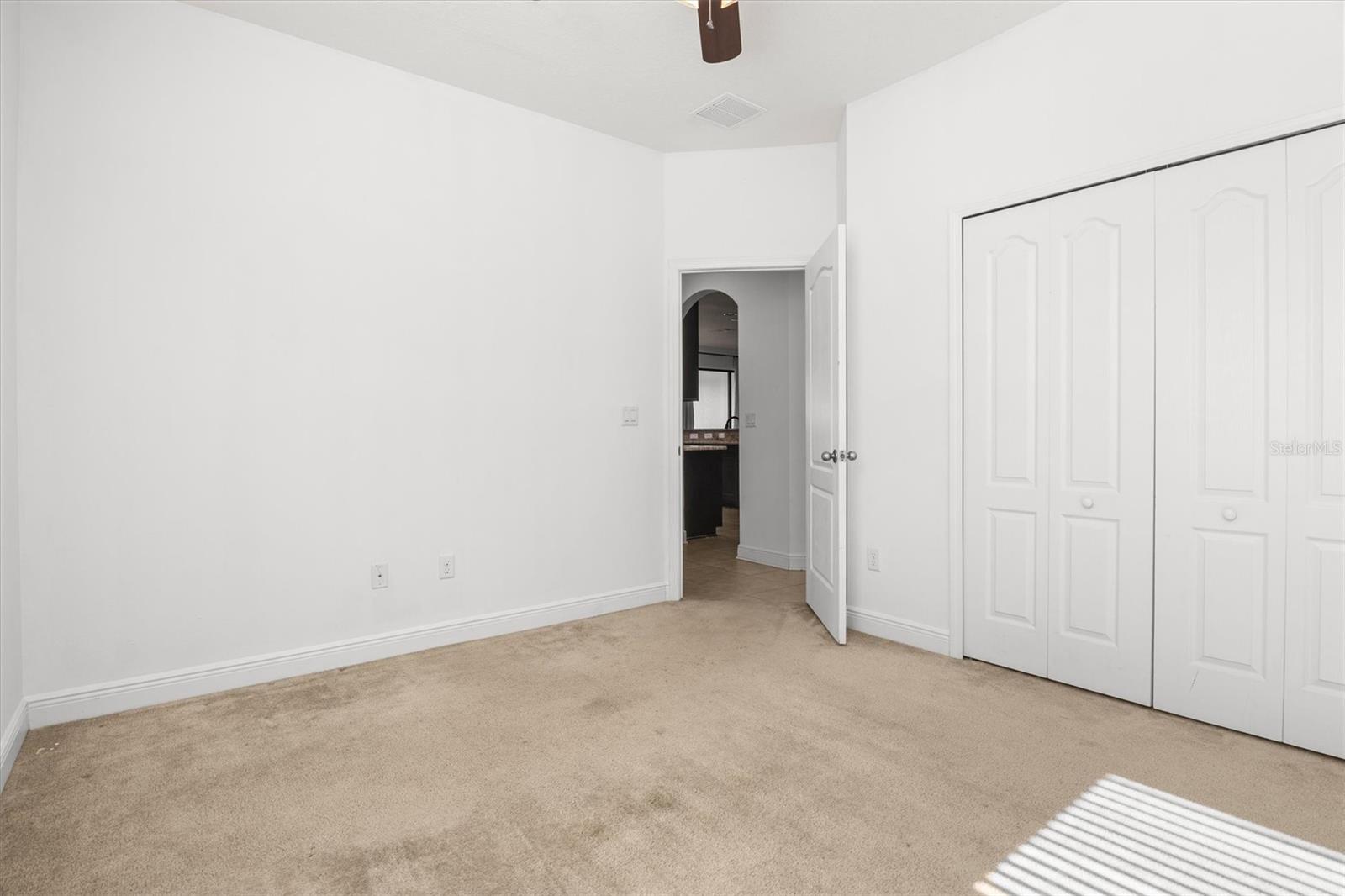 4056 SUNSET LAKE DR, LAKELAND, FL, 33810