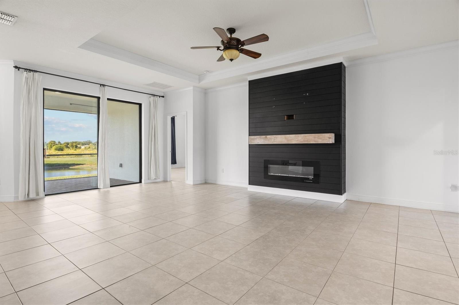 4056 SUNSET LAKE DR, LAKELAND, FL, 33810