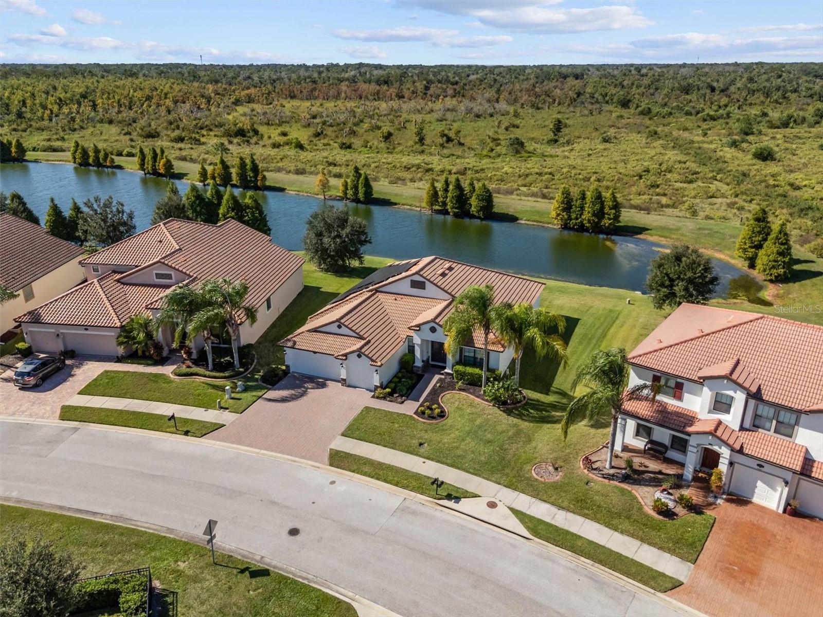 4056 SUNSET LAKE DR, LAKELAND, FL, 33810