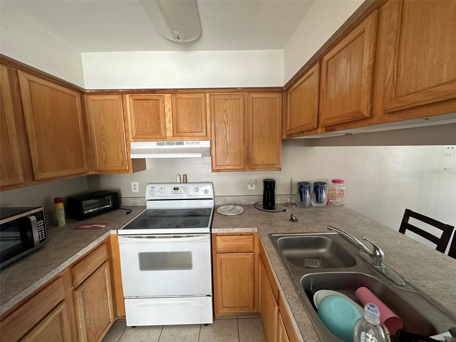 5112 SUNRIDGE PALMS DR, TAMPA, FL, 33617