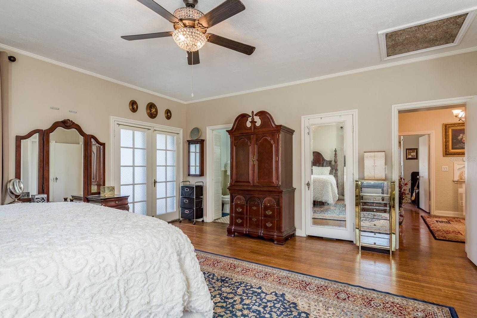 1111 W LINE ST, LEESBURG, FL, 34748