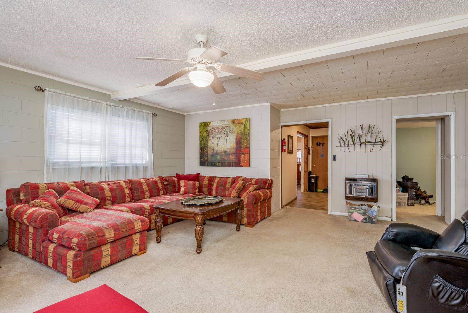 1111 W LINE ST, LEESBURG, FL, 34748