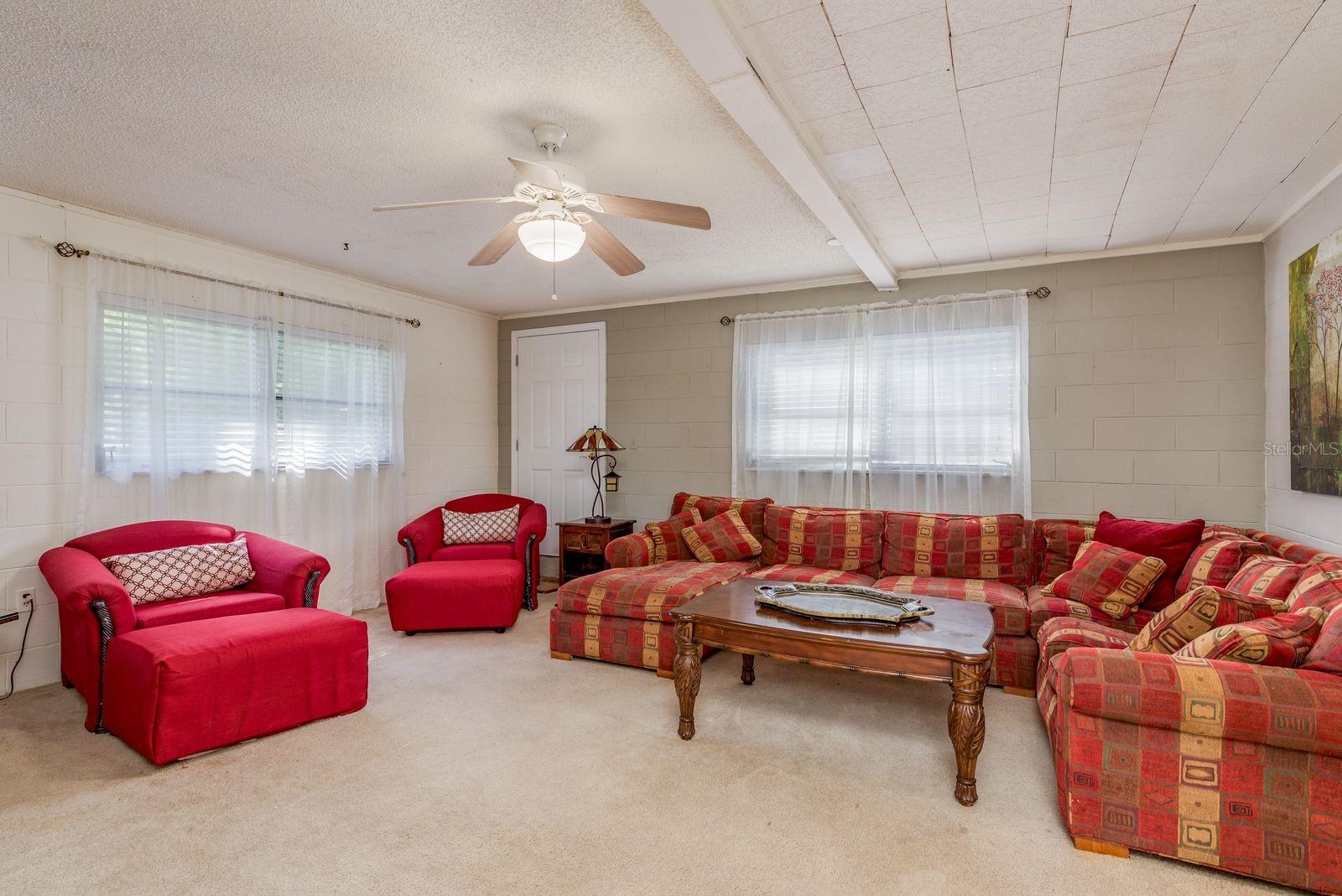 1111 W LINE ST, LEESBURG, FL, 34748