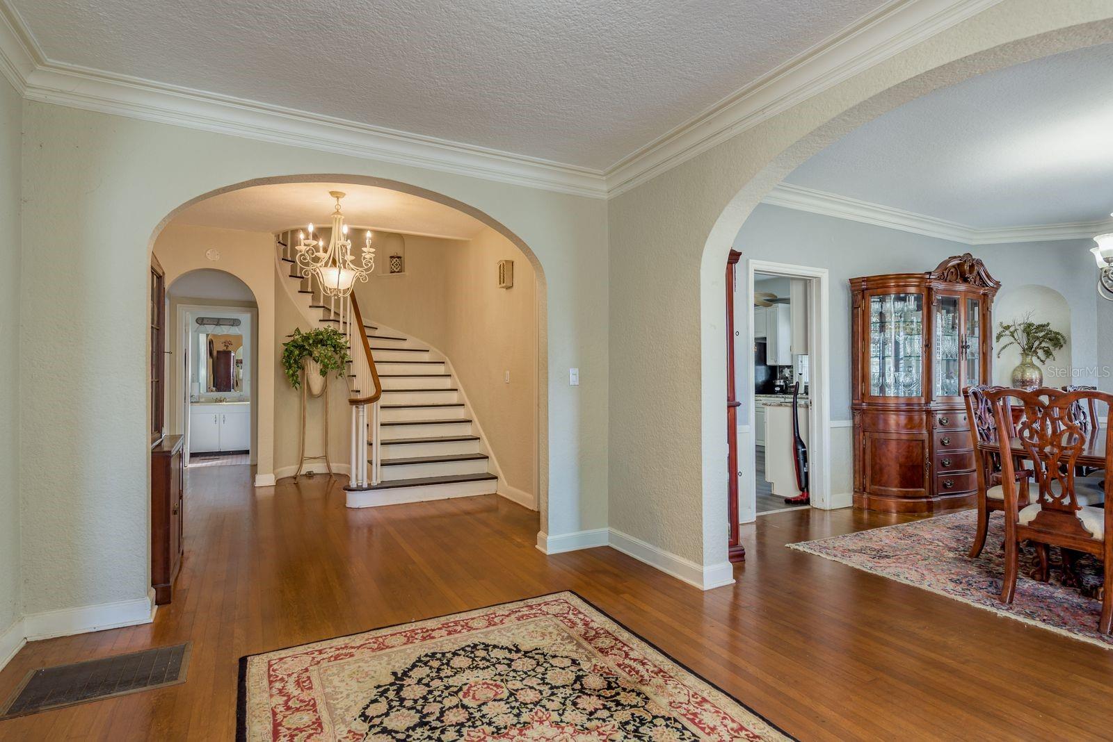 1111 W LINE ST, LEESBURG, FL, 34748