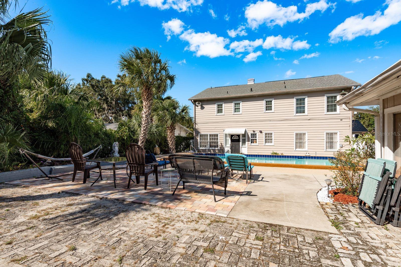 1111 W LINE ST, LEESBURG, FL, 34748