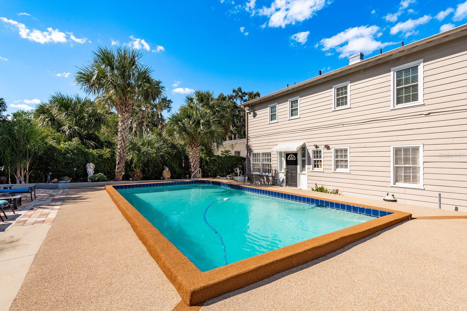 1111 W LINE ST, LEESBURG, FL, 34748