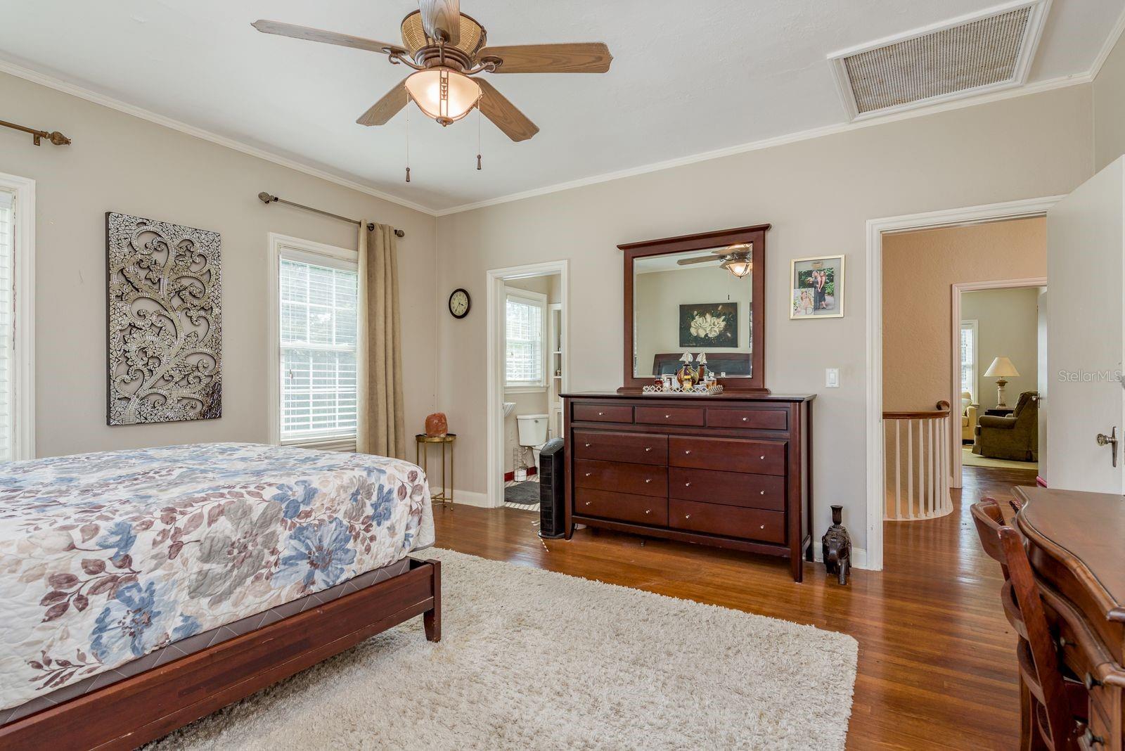 1111 W LINE ST, LEESBURG, FL, 34748