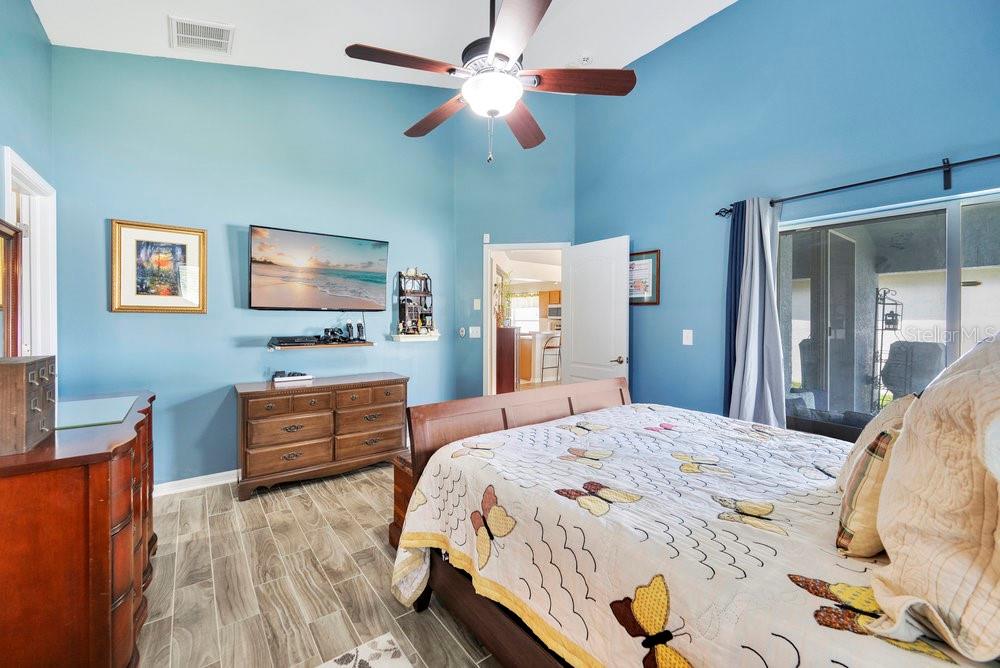 8218 CARRIAGE POINTE DR, GIBSONTON, FL, 33534