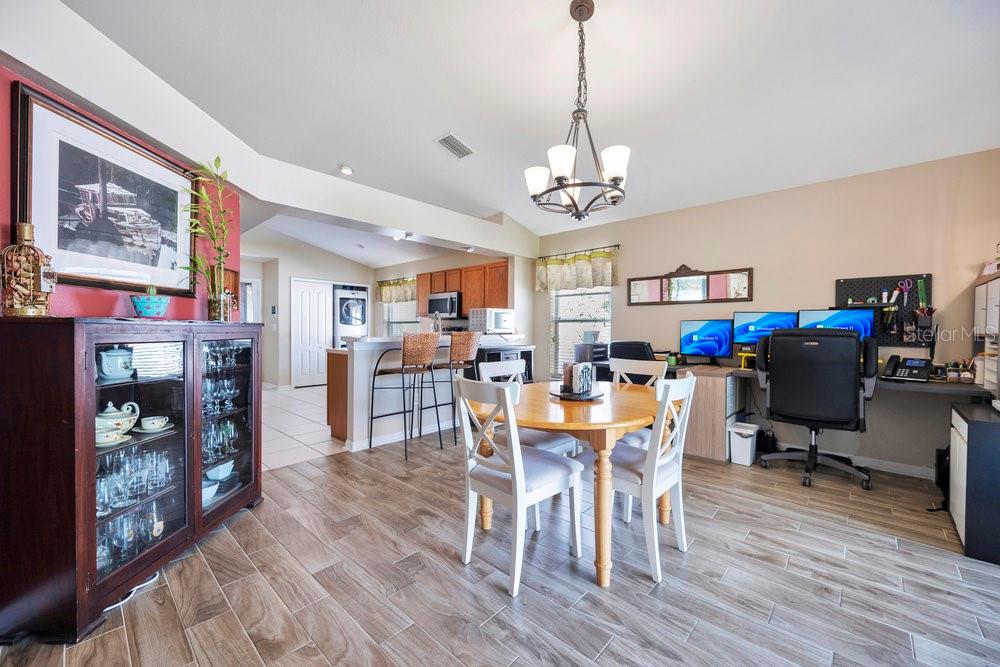 8218 CARRIAGE POINTE DR, GIBSONTON, FL, 33534