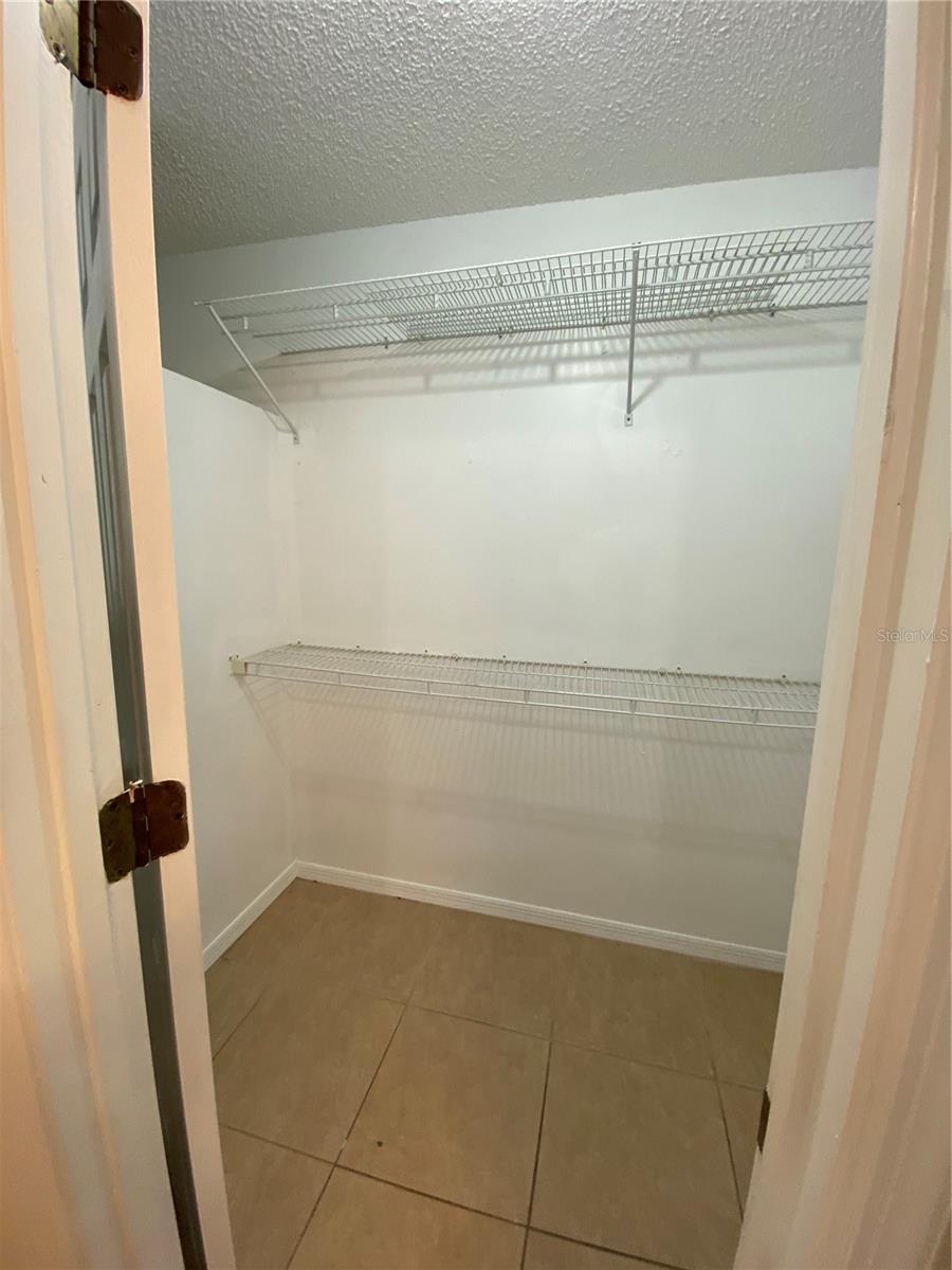 2431 NW 4TH TER, GAINESVILLE, FL, 32609